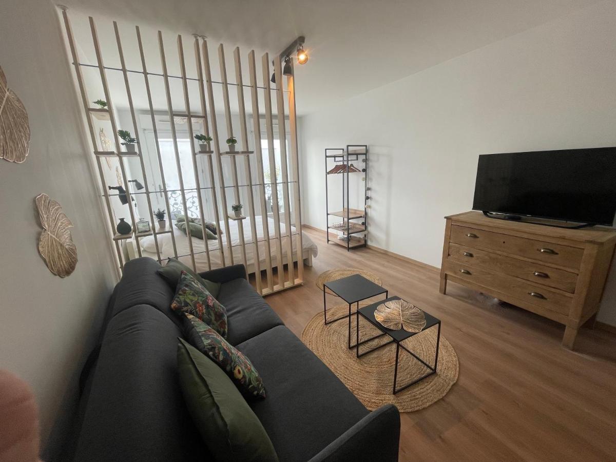 Alp Chartres - Grand Studio Avec Terrasse Et Parking Exterior foto